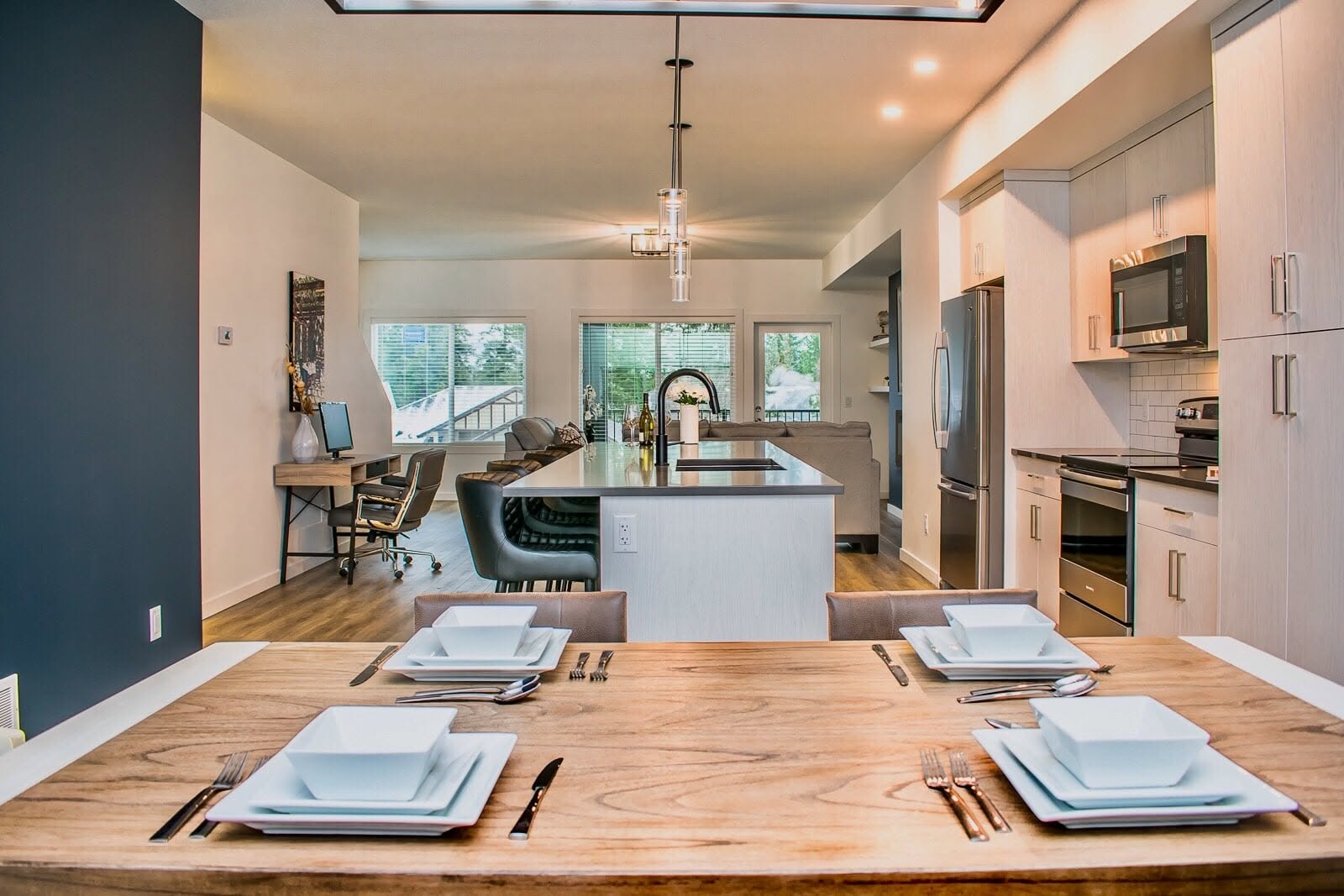 Saath Modern Interior Craftsmanship